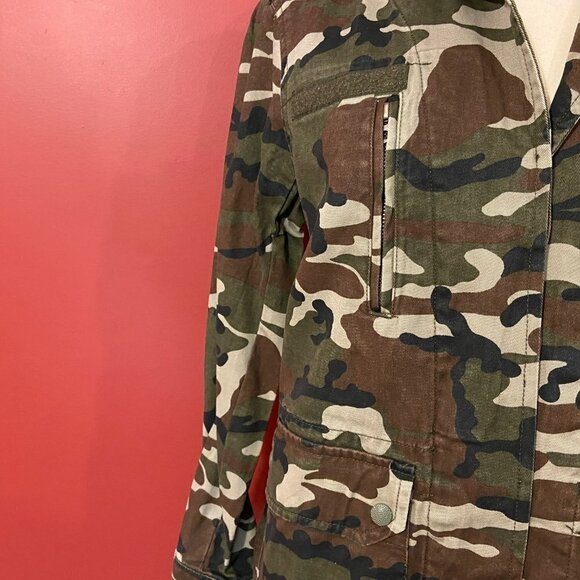 WILLOW & CLAY Women's Army Green Camo Jacket - Size Small - NWT - Picture 3 of 5